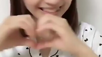 Koleksi Video Tiktok Yang Menampilkan Ema Ita