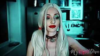 Un Cosplayer De 18 Ani Devine Obraznic Într-Un Videoclip Asmr