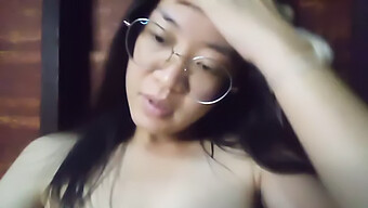 Amateur Homemade Video Of Asian Cutie Masturbating At Home