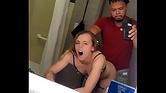 Young college girl gets fucked in hotel bathroom after meeting at college town club