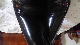 Latex-Clad Femdom'S Solo Pleasure Session